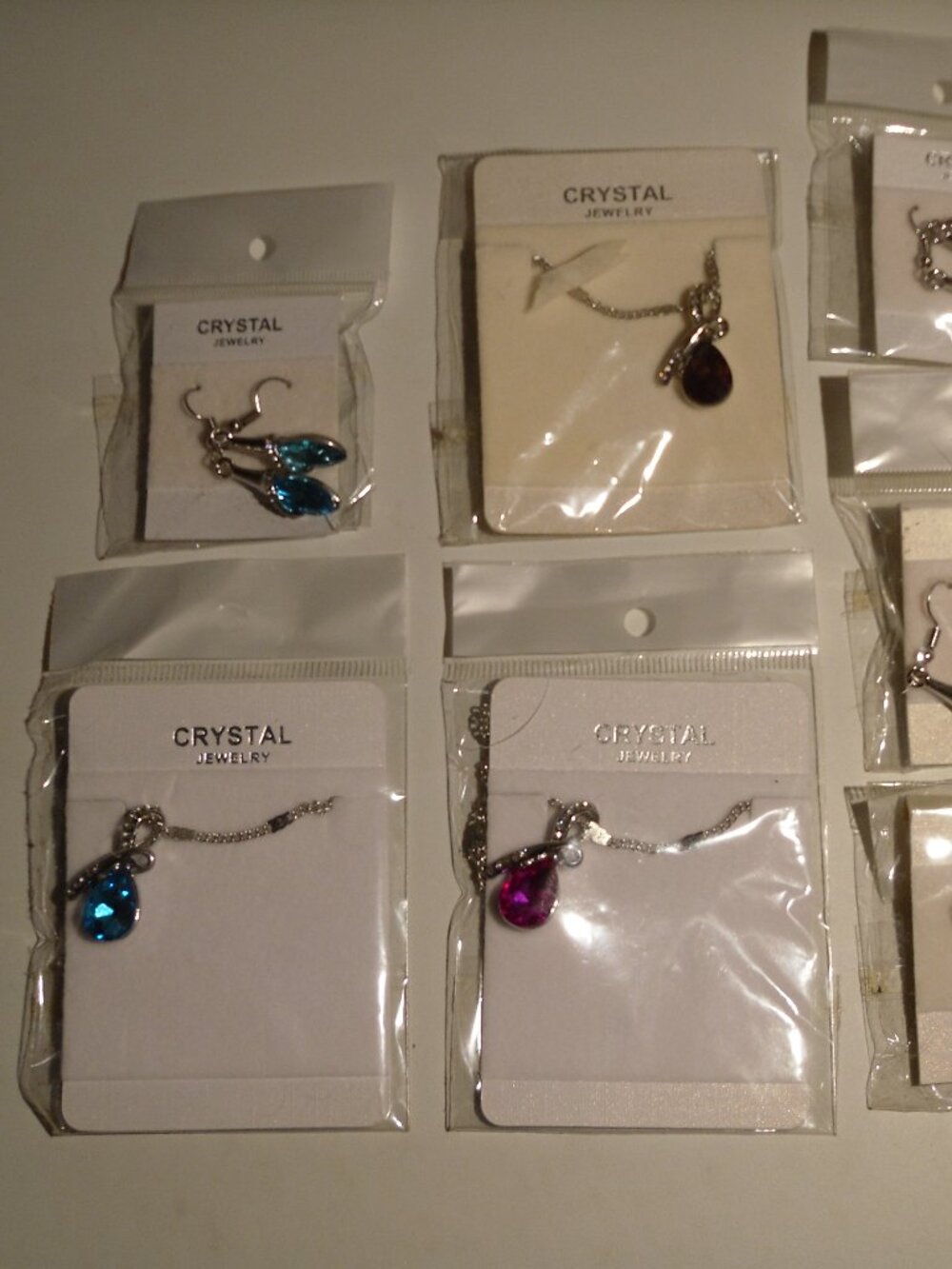 Fashion Jewelry 15 pcs necklaces, earrings & bracelets new in package